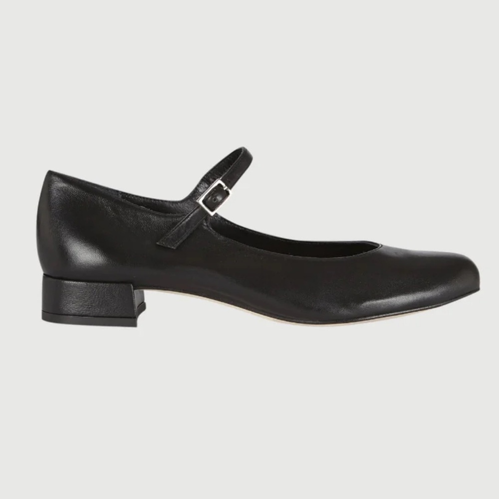 Augusta- Emilia Mary Janes in Black Leather 
EU 39 / US 8.5